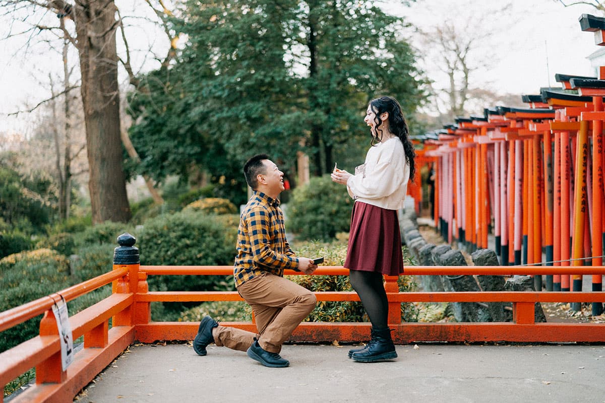 Tempio Nezu, Tokyo — la proposta di matrimonio